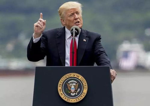 特朗普被曝考虑提前宣布竞选总统：特朗普被曝考虑提前宣布竞选总统，引发政治圈震动与猜测