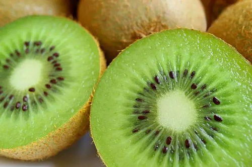 月子里能吃什么水果：坐月子能吃什么水果？营养又安全的月子期水果推荐