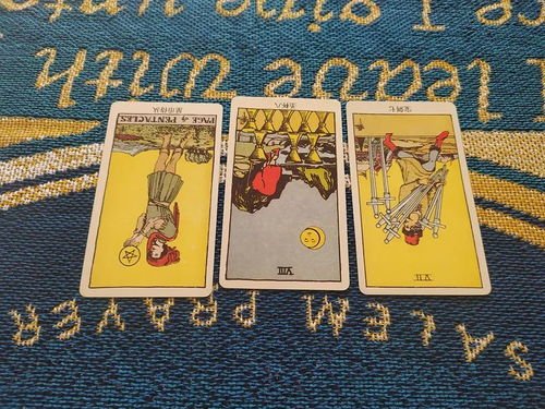 买了两副塔罗牌不想要了:两副塔罗牌,一场冲动消费的后悔与反思 买了两副塔罗牌不想要了:两副塔罗牌,一场冲动消费的后悔与反思