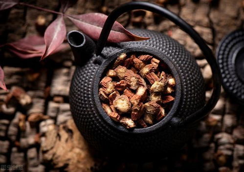 丹参片什么人不能吃:丹参片什么人不能吃?这些人群需慎用!