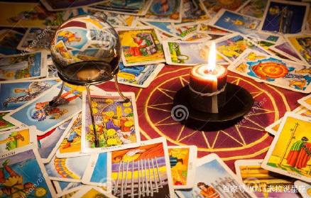 塔罗牌到底准不准：塔罗牌到底准不准？科学视角下的玄学迷思与理性思考