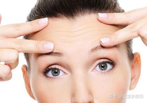 如何让抬头纹消失:告别抬头纹,自然与专业的双重策略,重拾年轻光采 如何让抬头纹消失:告别抬头纹,自然与专业的双重策略,重拾年轻光采