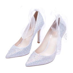 十二星座专属水晶鞋:踏星而行,十二星座专属水晶鞋的星辉密码