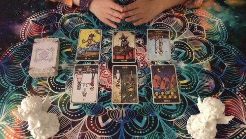 抖音塔罗牌绿泡泡是啥：抖音塔罗牌绿泡泡是什么？揭秘这款风靡短视频平台的神秘玩法！