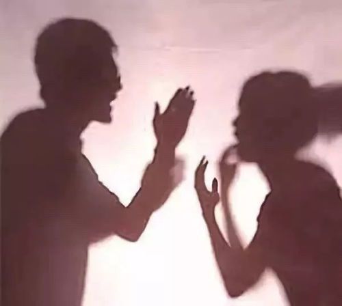 梦见和情人吵架：梦里和情人吵架，你的潜意识在说什么？