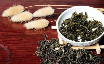 冬凌草茶的功效与作用:冬凌草茶,传统草药的现代养生密码,功效与作用全解析 冬凌草茶的功效与作用:冬凌草茶,传统草药的现代养生密码,功效与作用全解析