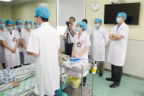 为什么医生一般不开康复新液：医生为何少用康复新液？背后的真相令人深思