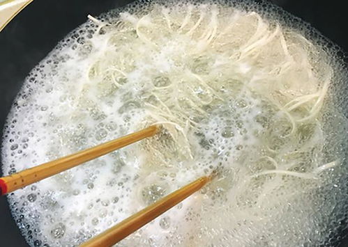 大人止泻最快的土方子：大人止泻最快的土方子，3分钟见效！