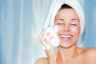 用牛奶洗脸一年了：一年坚持用牛奶洗脸，皮肤真的变好了！