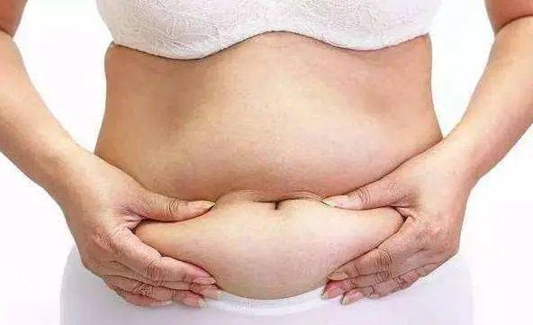 珍珠疹和尖锐湿区分图片：珍珠疹与尖锐湿疣，外观相似但性质迥异的生殖器周围皮肤问题