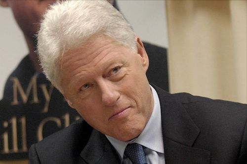 特朗普将要求司法部调查爱泼斯坦与摩根大通、萨默斯和克林顿关系