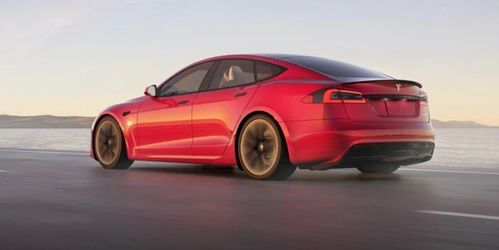 特斯拉称依托超百年的数据进行训练 FSD驾驶经验远超任何人类 特斯拉称依托超百年的数据进行训练 FSD驾驶经验远超任何人类