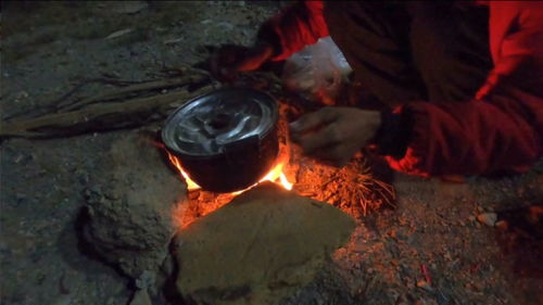 梦见自己与恶鬼搏斗:我每晚都会梦见自己与恶鬼搏斗