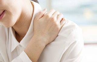 怎么去狐臭最快最有效:狐臭困扰?这份最快最有效的去除方法指南请收好! 怎么去狐臭最快最有效:狐臭困扰?这份最快最有效的去除方法指南请收好!