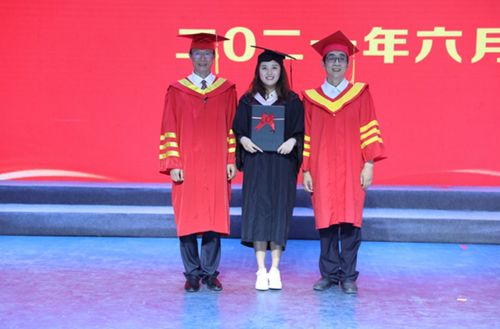 小度塔罗牌长什么样:小度塔罗牌到底长什么样?科技与神秘的完美融合! 小度塔罗牌长什么样:小度塔罗牌到底长什么样?科技与神秘的完美融合!